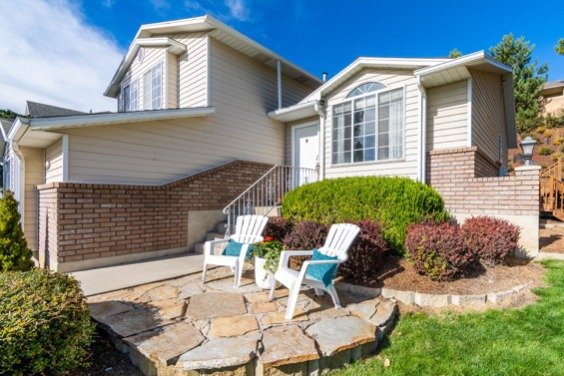 hardie board plank siding vs. vinyl